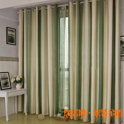 豎條圖案的窗簾有“增高”房間的效果