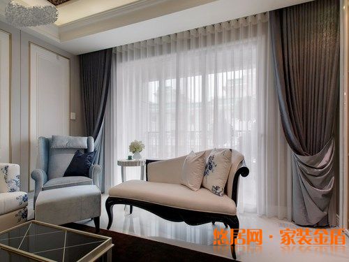 客廳窗簾裝修二：窗簾的大小