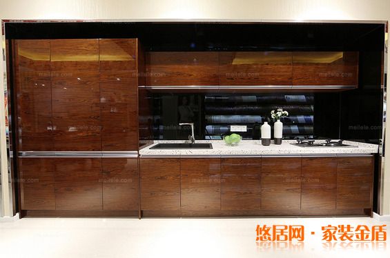 新型櫥柜門(mén)板材料有哪些