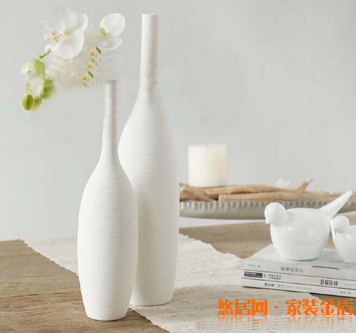 室內花瓶顏色擺放怎么選擇