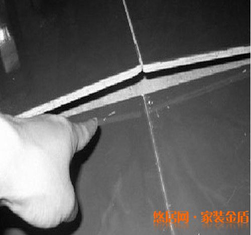 怎樣預(yù)防和修補瓷磚空鼓問題？