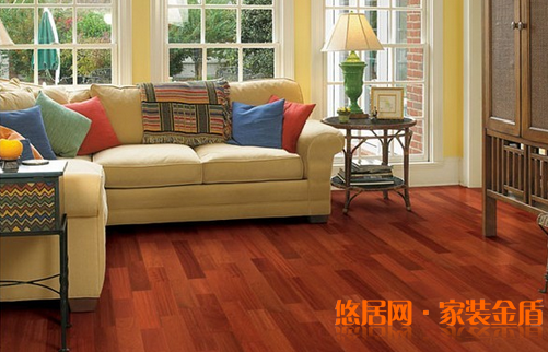 夏季地板鋪設(shè)需要注意什么