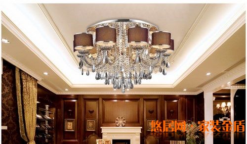 室內(nèi)裝飾燈具的安裝有哪些注意事項(xiàng)？