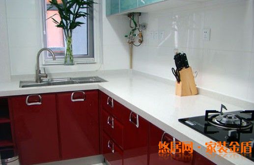 不同材質櫥柜臺面保養(yǎng)