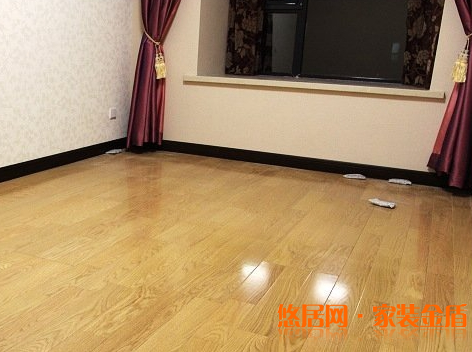 踢腳線材質(zhì)分類