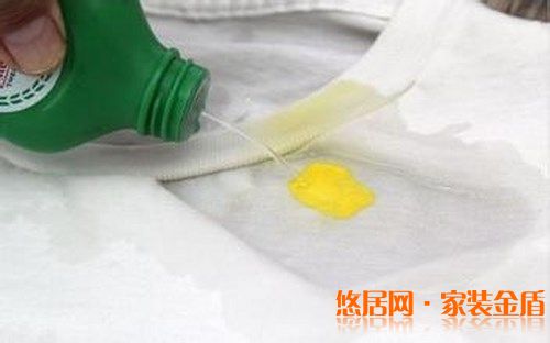 不小心沾上漆漬怎么去除干凈？