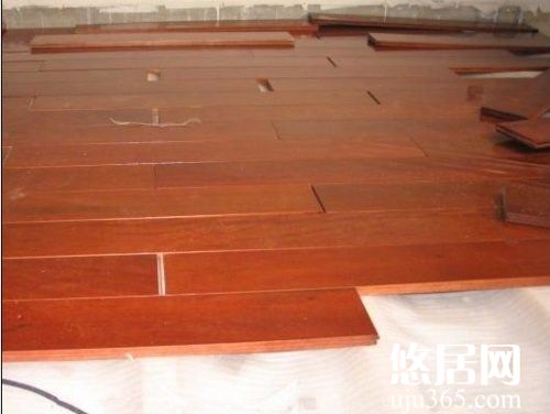 實木地板常見的問題怎么解決？